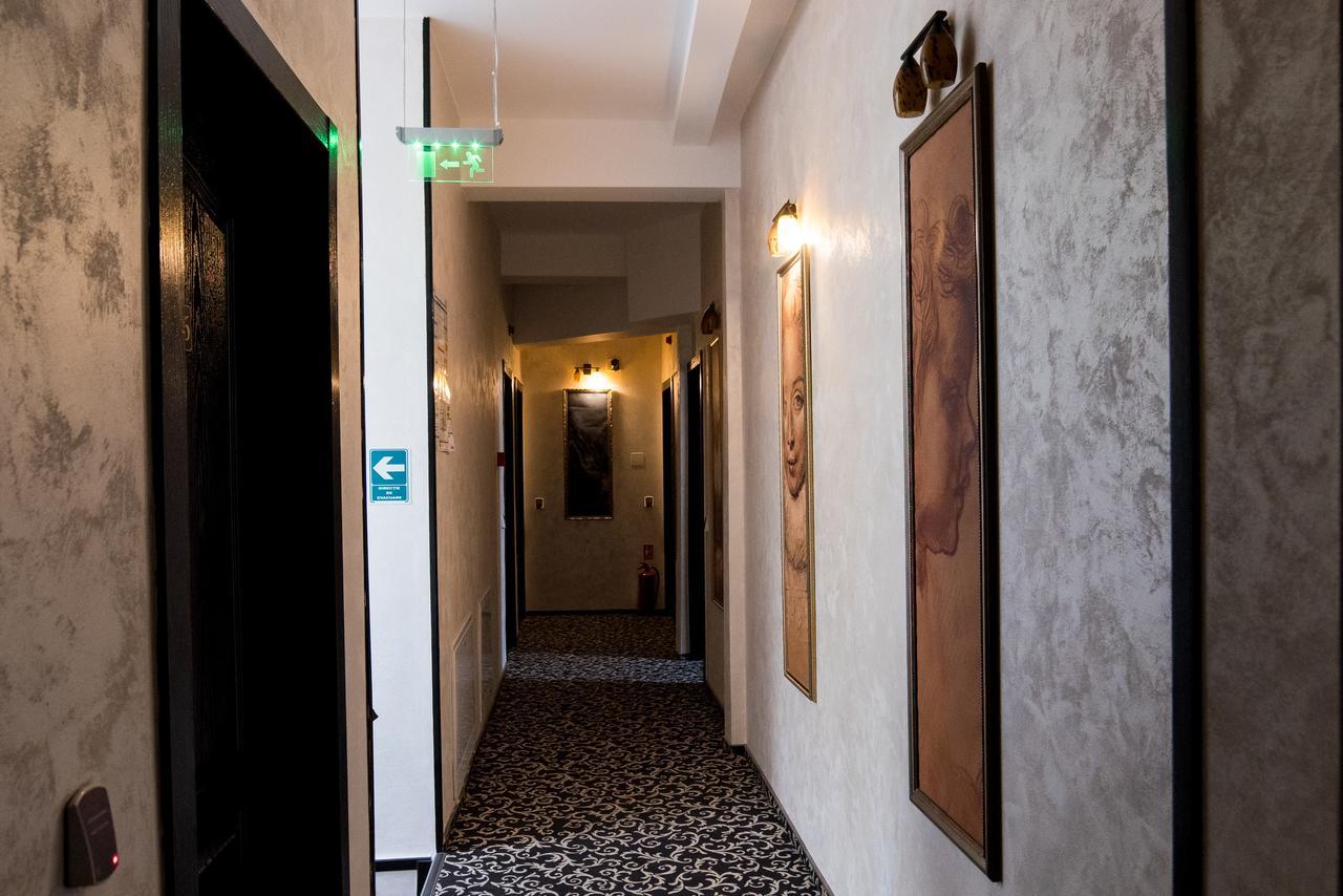 Pensiune Turistica Tosca Бакэу Экстерьер фото